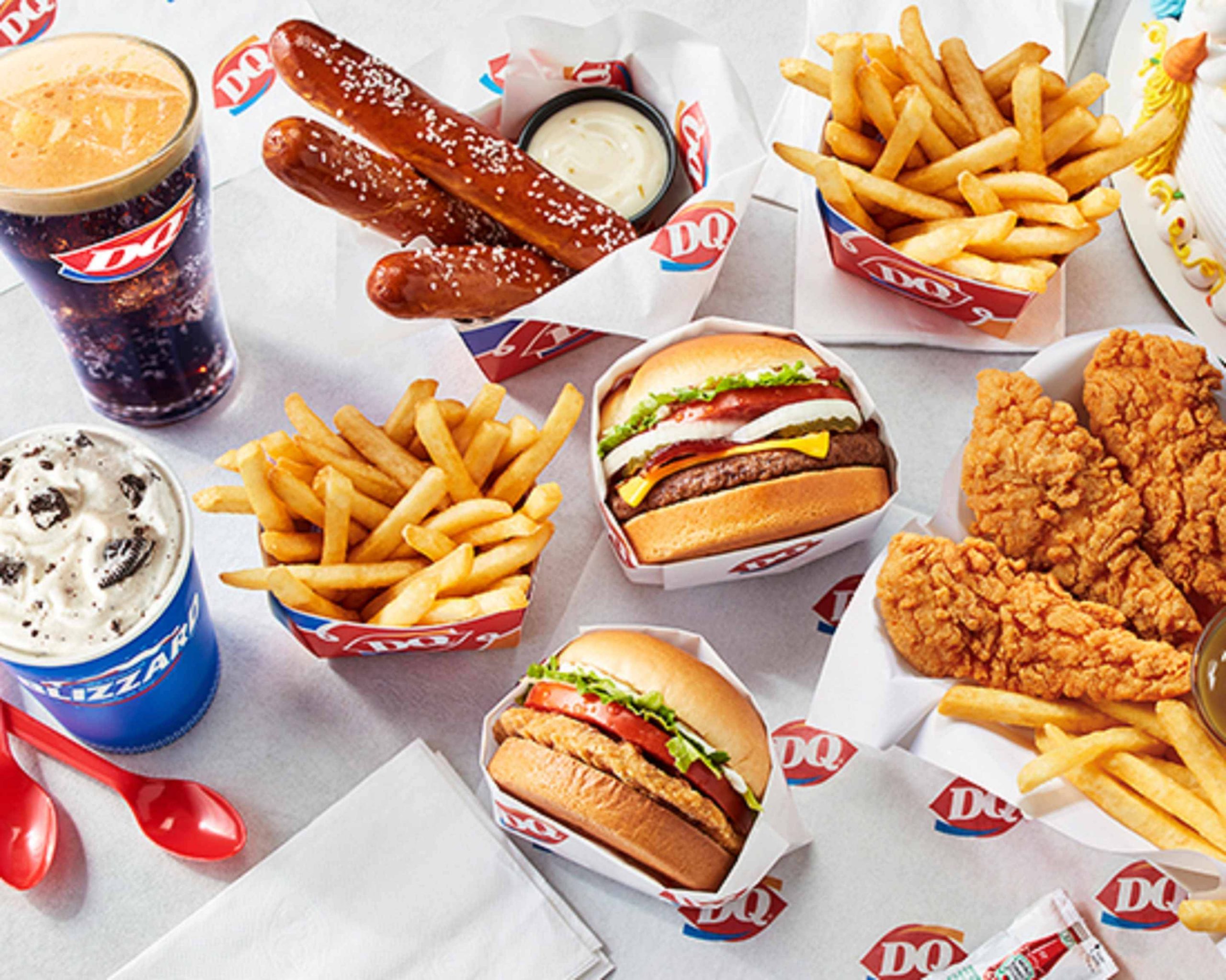Dairy Queen Food ; Burgers, Glaces, Frites